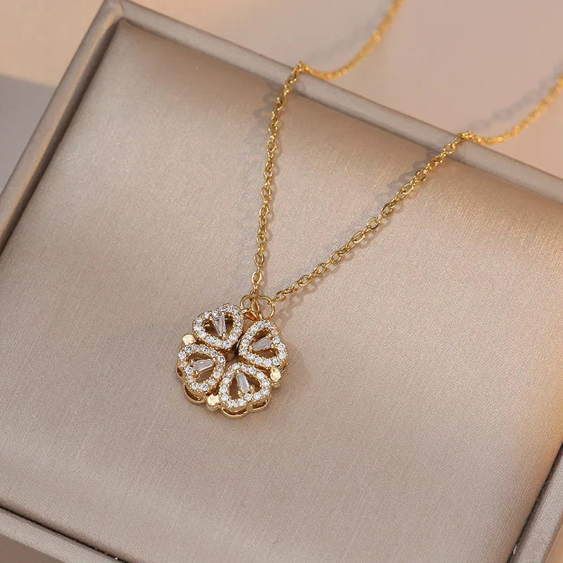 Clover Gold Love Necklace